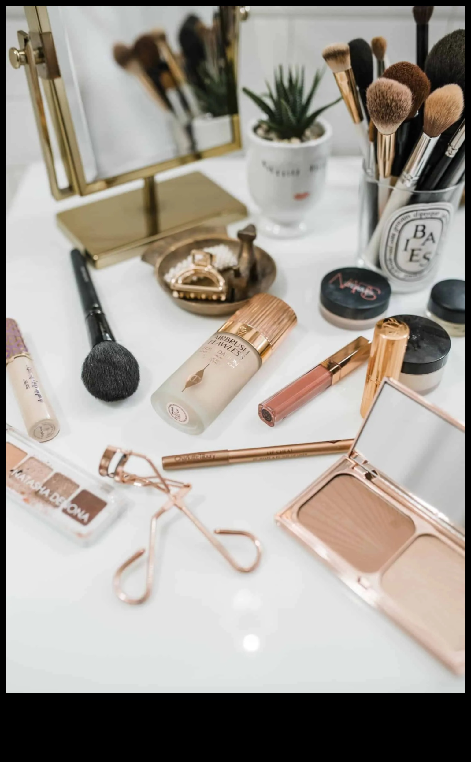 המדריך האולטימטיבי לכלי איפור: מכשירי יופי חיוניים