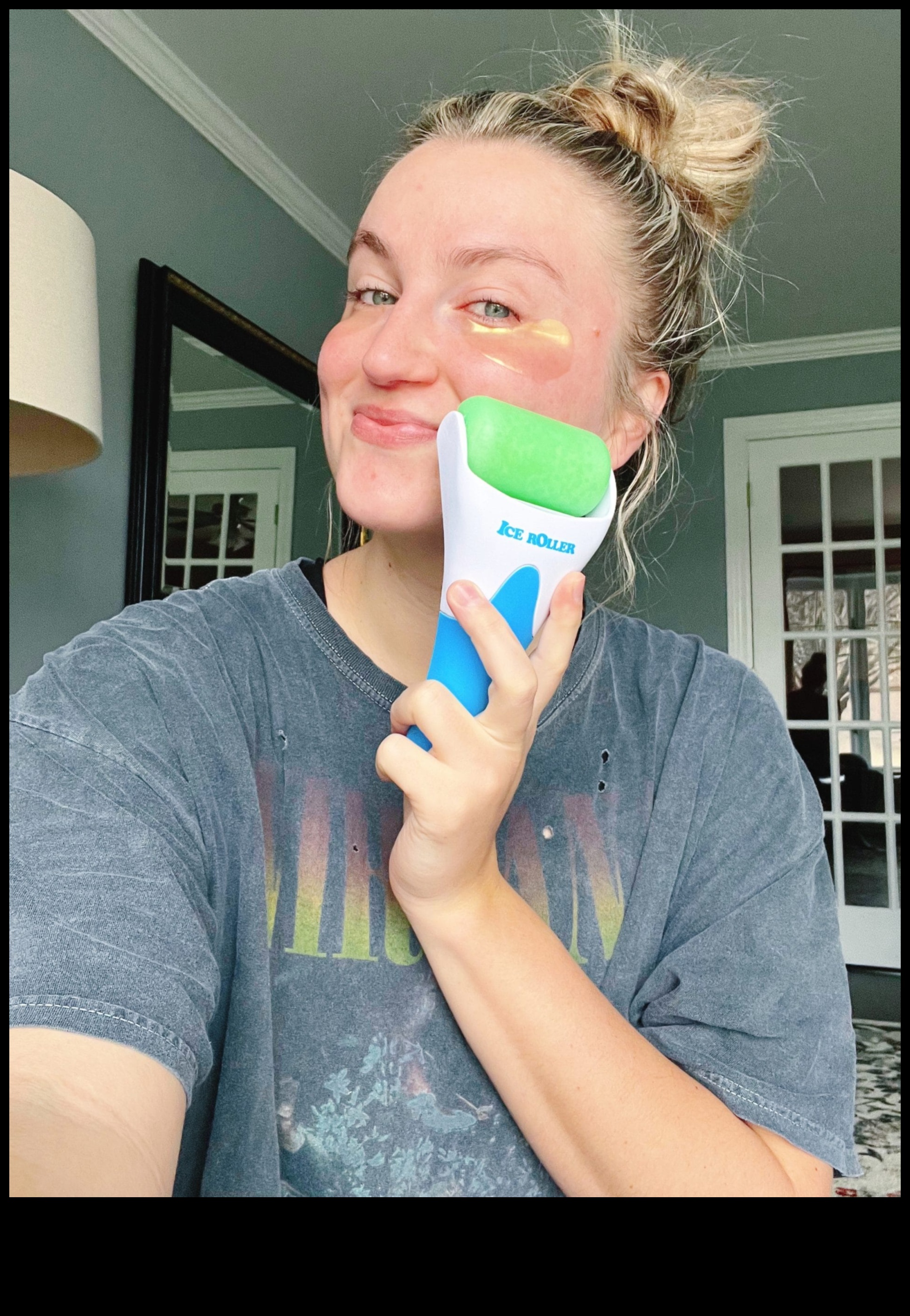 אומנות גלגול הקרח: שילוב טיפול בקור בשגרת הטיפוח שלך