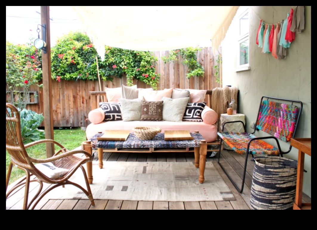 מהם כמה רעיונות לפופים מרוקאים לפינת ישיבה חיצונית בהשראת בוהו?