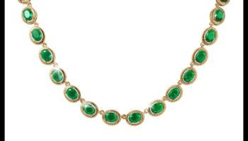 פיתוי נצחי: הכריזמה המתמשכת של תכשיטים גותיים