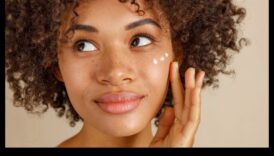 טיפוח עור לאקלים שונים: התאמת השגרה שלך לשינויי טמפרטורה