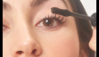 Mascara Faves: מוצרי איפור של מפורסמים