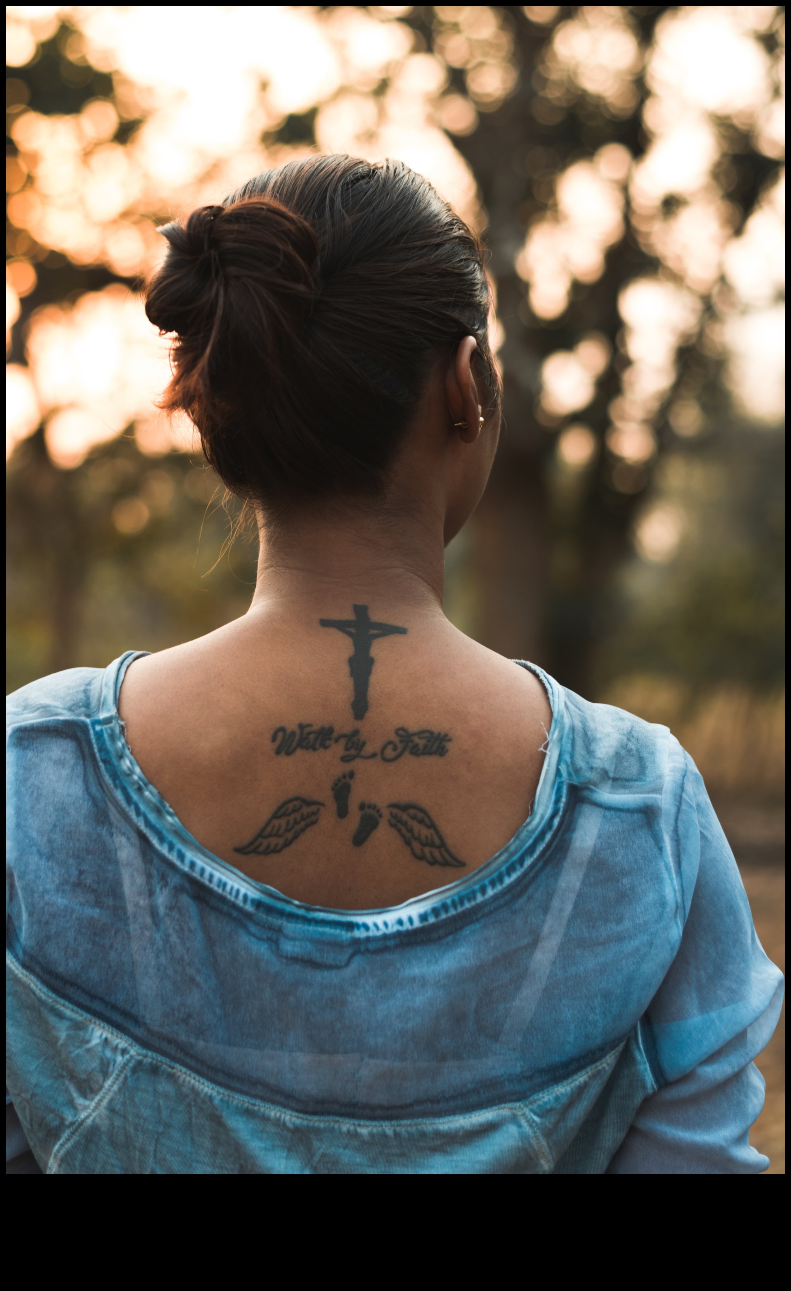 סמלים קדושים: דברי הימים בסיפורי קעקועים סמליים